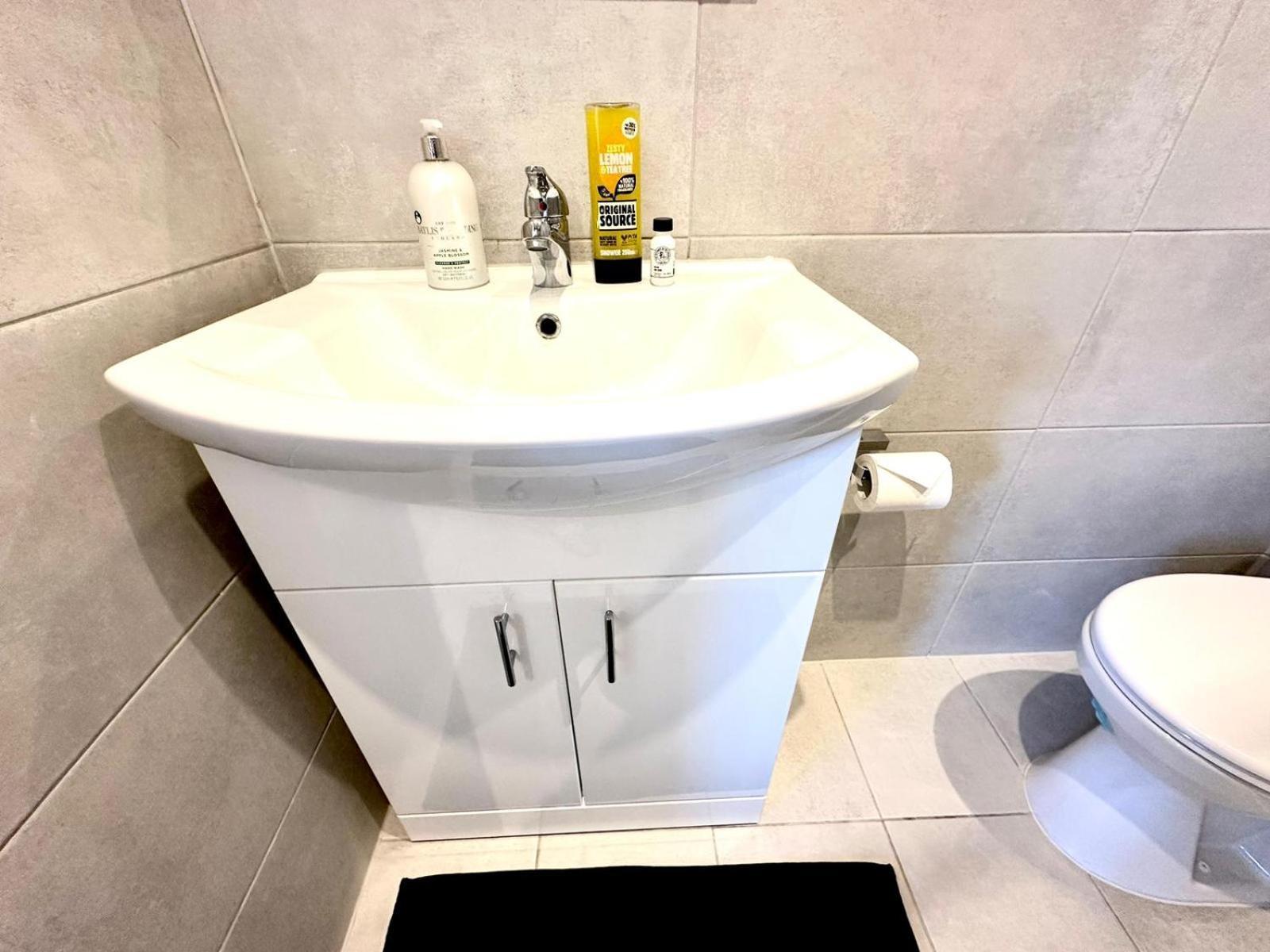 Spectacular Modern, Private Apartment,15 Mins To Central London Hendon Luaran gambar