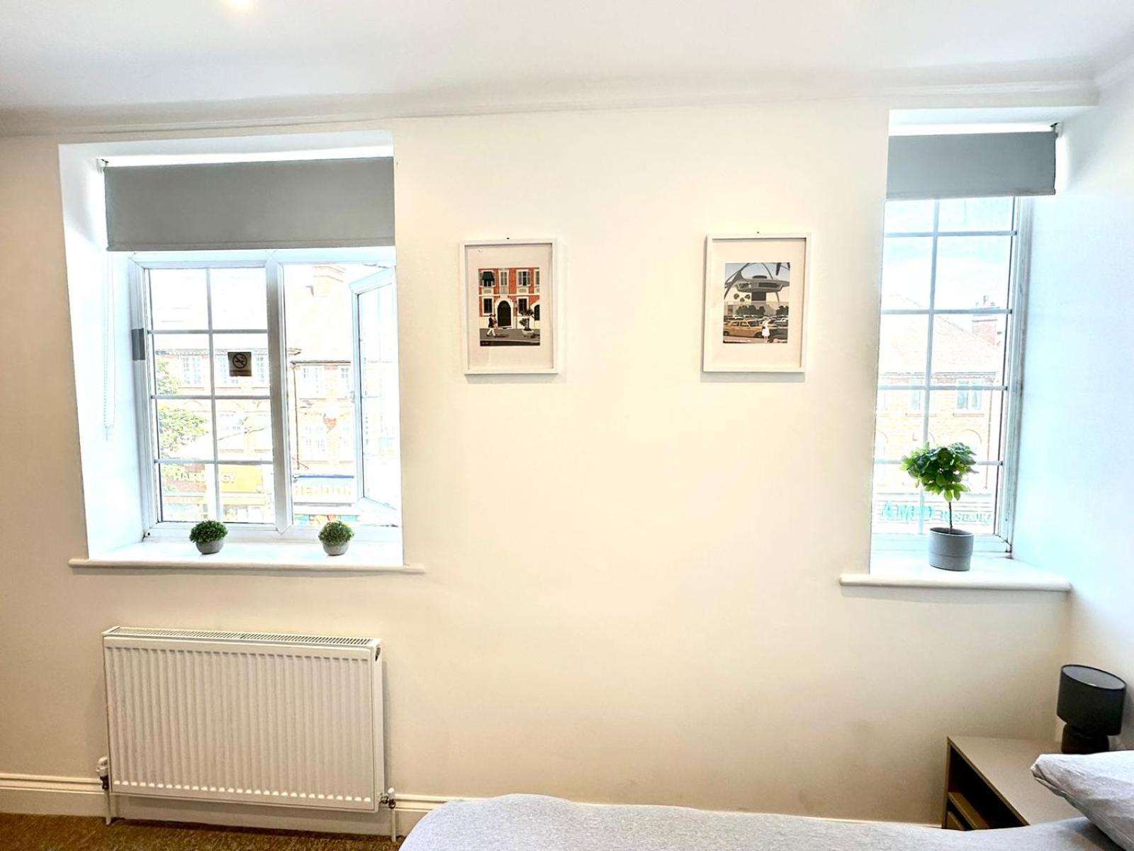 Spectacular Modern, Private Apartment,15 Mins To Central London Hendon Luaran gambar